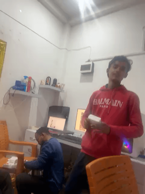 फुलवरिया प्रखंड के दीवान परसा गांव में आयोजित होने वाले लूडो गेम की तैयारियां जोर-शोर से चल रही हैं। 
#diwanparsa #dewanparsa