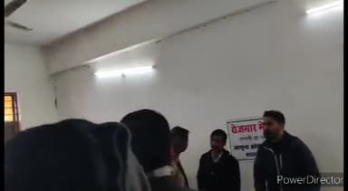 मेहगांव: कैबिनेट मंत्री राकेश शुक्ला ने मेहगांव में एकीकृत हायर सेकेंडरी स्कूल के सामने आयोजित मेले का किया शुभारंभ