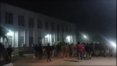 कोल: AMU को बम से उड़ाने की धमकी के बाद मचा हड़कंप, रात भर पुलिस, बम स्क्वाड और डॉग स्क्वाड ने चलाया सर्च ऑपरेशन