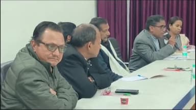 कोल: AMU में SC/ST/OBC आरक्षण की मांग को लेकर DS कॉलेज में चर्चा परिचर्चा कार्यक्रम आयोजित किया गया, बनाई गई रणनीति