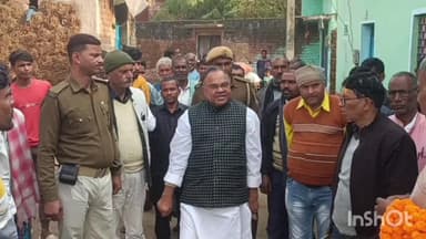 बौंसी: बाराहाट थाना क्षेत्र के कई गांवों का दौरा किया पूर्व मंत्री सह विधायक रामनारायण मंडल ने, लोगों की समस्याएं सुनीं