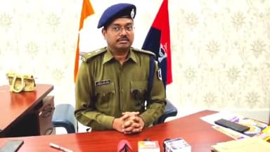 बांका: बांका एसपी ने समाहरणालय सभागार में डीएसपी, थानाध्यक्ष के साथ किया क्राइम मीटिंग।