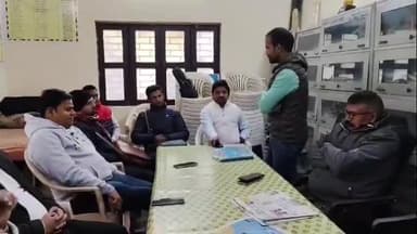 मुरादाबाद: सिविल लाइन स्थित अंबेडकर पार्क में उत्तर प्रदेश वर्किंग जर्नलिस्ट यूनियन की हुई बैठक