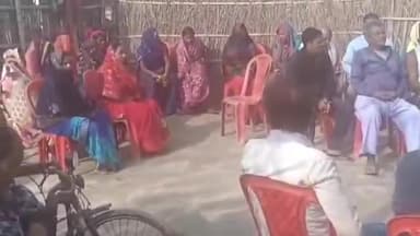 विभूतिपुर: विभूतिपुर के खास टभका उत्तर में पूर्व विधायक राम बालक सिंह ने समर्थकों के साथ बैठक की