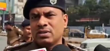 पटना ग्रामीण: डाक बंगला चौराहे से पप्पू यादव के 15 समर्थकों को पुलिस ने हिरासत में लिया, सचिवालय DSP कृष्ण मुरारी प्रसाद ने दी जानकारी