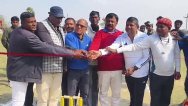 पूर्णिया पूर्व: दरगाह खेल मैदान पर 13 दिवसीय क्रिकेट टूर्नामेंट का उद्घाटन किया गया