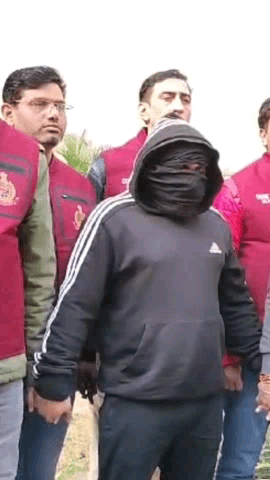 अलीपुर: क्राइम ब्रांच ने जबरन वसूली के मामले में एक आरोपी को किया गिरफ्तार