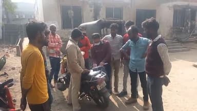 कहरा: बनमा इटहरी थाना क्षेत्र के खुरेशान घाट पर एक अज्ञात महिला का मिला शव, पुलिस ने पोस्टमार्टम के लिए भेजा