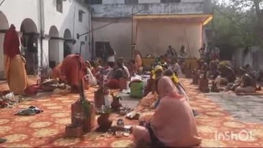 कटनी नगर: कटनी के मोहन टॉकीज रोड स्थित श्री नारायण संस्कृत महाविद्यालय में उपनयन संस्कार का आयोजन हुआ