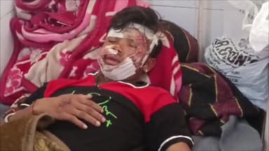 टीकमगढ़: सड़क दुर्घटना में टीकमगढ़ बानपुर रोड पर व्यक्ति हुआ घायल, इलाज जारी