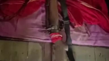 कोईलवर: माना चक गांव के एक घर से पुलिस ने हथियार और अंग्रेजी शराब किया बरामद