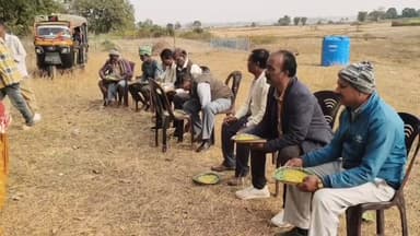 सेन्हा: सेन्हा में पहाड़ की तराई में समाधि स्थल पर भंडारा कार्यक्रम आयोजित, सैकड़ों लोगों ने प्रसाद ग्रहण किया