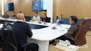 देहरादून: 38वें राष्ट्रीय खेलों को लेकर प्रमुख सचिव सीएम आर के सुधांशु ने अधिकारियों के साथ की बैठक