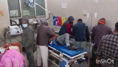 बहराइच: मटेरा इलाके में हुआ भीषण हादसा, तेज रफ्तार कार रेलवे के गाटर से टकराई, 1 की मौत, 7 घायल