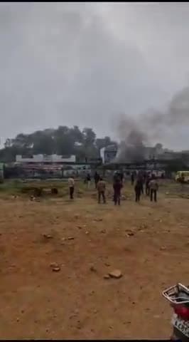 सलामतपुर में कृषि ऊपज मंडी के पास एक घर में गैस सिलेंडर फटने से घर के लगी आग#रायसेन#सलामतपुर