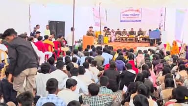 हरदा: जिला पुलिस ने ग्राम बालागाँव में संवाद सम्मेलन का किया आयोजन, ग्राम रक्षा समिति के सदस्यों को किया गया सम्मानित