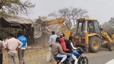 सीतामऊ: सीतामऊ में 8 घंटे चली कार्रवाई, एसडीएम और सीएमओ ने हटाया अतिक्रमण, 200 लोगों को नोटिस थमाया और चेतावनी दी