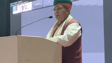 बीकानेर: PM नरेंद्र मोदी ने रविंद्र रंगमंच में स्वामित्व योजना के तहत लाभार्थियों को पट्टे वितरित कर वर्चुअल रूप से किया संबोधित