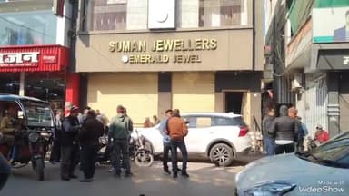 मिर्ज़ापुर: जिले के स्वर्ण व्यवसायी नीरज अग्रवाल के निधन पर कैबिनेट मंत्री आशीष पटेल व केंद्रीय राज्य मंत्री अनुप्रिया ने जताया शोक