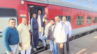 हरदा: हरदा विधायक विधानसभा चुनाव के लिए दिल्ली रवाना हुए