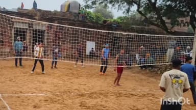 अंबाह: जल का नगरा में आनंद उत्सव के दौरान वॉलीबॉल प्रतियोगिता में जलौनी ने जीत हासिल की