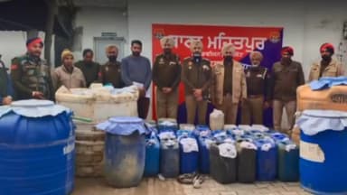 ਮਹਿਤਪੁਰ: ਮਹਿਤਪੁਰ ਵਿਖੇ ਹਵੇਲੀ ਟਾਵਰ ਕਲੋਨੀ ਚ ਇੱਕ ਹਵੇਲੀ ਤੇ ਰੇਡ ਕਰਕੇ ਪੁਲਿਸ ਨੇ 4030 ਲੀਟਰ ਜਹਰੀਲੀ ਰਸਾਇਨਿਕ ਪਦਾਰਥ ਕੀਤਾ ਬਰਾਮਦ
