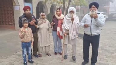 कैथल: HSGPC चुनाव में खरका गांव के मतदान केंद्र पर EVM खराब, मतदाताओं को 1 घंटा इंतजार