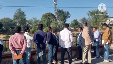 इटकी: टाटी सिल्वे रेलवे स्टेशन की सुविधाओं को लेकर कांग्रेस नेता ने रेलवे के चीफ प्रोजेक्ट मैनेजर से मुलाकात की