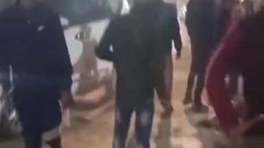 प्रयागराज: प्रयागराज के सेक्टर 6 में जेसीबी से बालू बराबर करते समय मिला नवजात बालक का शव, पुलिस जांच में जुटी