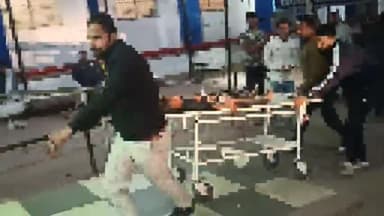 हरदा: रामानंद नगर कॉलोनी में पतंग उड़ाते समय हाई टेंशन लाइन से हादसा, दो बच्चे झुलसे, 9 साल के दिव्यांश की हालत गंभीर