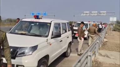 बसवा: बांदीकुई में दिल्ली-मुंबई एक्सप्रेस-वे पर प्रशासन ने की कार्रवाई, 20 अवैध दुकानें हटाईं और अवैध शराब गोदाम किया सील