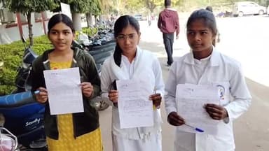 कटनी नगर: महावीर पैरामेडिकल कॉलेज की छात्राओं ने प्रबंधन की शिकायत लेकर कलेक्ट्रेट पहुंची, कॉलेज बस स्टैंड क्षेत्र में है।