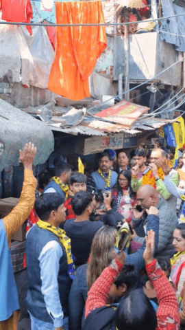 अलीपुर: प्रदीप मित्तल ने अपार्टमेंट और झुग्गियों में की पदयात्रा