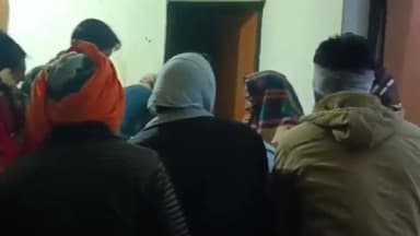 बिलग्राम: तिर्वा चांदपुर गांव के पास अज्ञात वाहन की टक्कर से बाइक सवार युवक गंभीर रूप से घायल, CHC में भर्ती