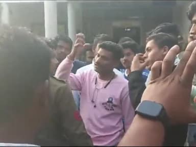 हरदा: हरदा के स्वामी विवेकानंद कॉलेज में मारपीट मामले में छात्रों ने SP से की मुलाकात