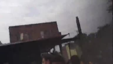 मुरादाबाद: नगर निगम की टीम ने गुलाब बाड़ी में अवैध अतिक्रमण हटाने के लिए अभियान चलाया, अवैध अतिक्रमण को हटाया