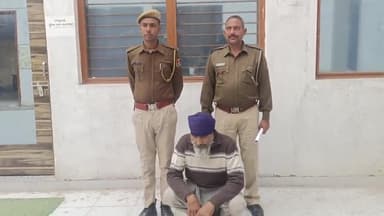 सरदारशहर: राणासर के पास पुलिस ने दवाइयों से भरे ट्रक से 5 किलो अवैध डोडा पोस्त सहित पंजाब निवासी एक व्यक्ति को किया गिरफ्तार