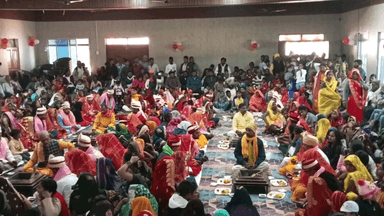 भदोही: भदोही जिले के विभिन्न ब्लॉकों में 100 जोड़ों का हुआ सामूहिक विवाह