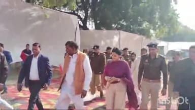 रायबरेली: शहर स्थित GIC ग्राउंड में यूपी दिवस का आयोजन, मुख्य अतिथि के रूप में पहुंचे राज्यमंत्री सुरेश राही