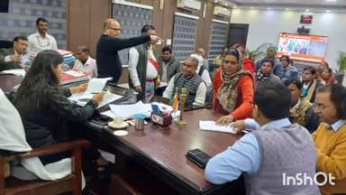 सासाराम: रोहतास जिला पदाधिकारी ने शुक्रवार को जनता दरबार कार्यक्रम का आयोजन किया