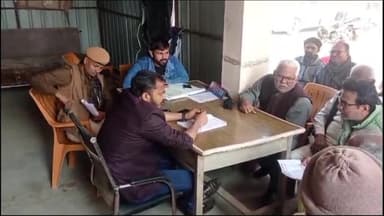 हुसैनगंज: हुसैनगंज थाना परिसर में भूमि विवाद के निपटारे को लेकर जनता दरबार का किया गया आयोजन, 4 मामलों का हुआ निष्पादन