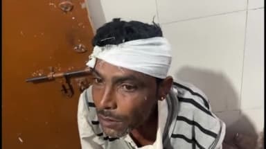 टीकमगढ़: घुवारा के पास चलती बाइक पर गाय ने किया हमला, 2 लोग हुए घायल; जिला अस्पताल किया गया रेफर