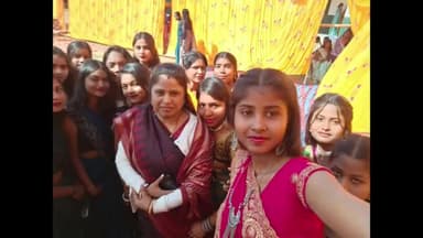 पांकी: पाकी हरिवंश नारायण बालिका उच्च विद्यालय में आयोजित कार्यक्रम में पूर्व जिला परिषद सदस्य और भाजपा महिला मोर्चा अध्यक्ष शामिल हुईं