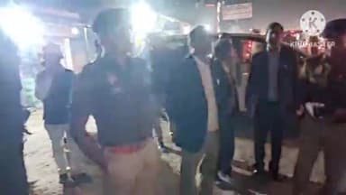 प्रतापगढ़: डीएम और एसपी ने भोपियामऊ चौराहे पर पहुंचकर किया औचक निरीक्षण, दिए आवश्यक निर्देश