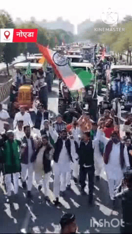 गौतम बुद्ध नगर: ग्रेटर नोएडा में संयुक्त किसान मोर्चा के नेतृत्व में ट्रैक्टर तिरंगा मार्च निकाला गया, हजारों किसान हुए शामिल