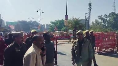 कर्वी: एसपी ने मौनी अमावस्या मेला को सकुशल संपन्न कराने के लिए यूपीटी तिराहा का भ्रमण कर सुरक्षा व्यवस्था का लिया जायजा