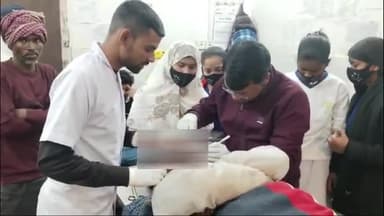 बेंगाबाद: ओझाड़ीह निवासी मुनीलाल टुडू सड़क हादसे में घायल, सदर अस्पताल में चल रहा है इलाज