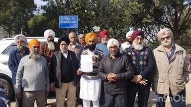 ਐਸਏਐਸ ਨਗਰ ਮੁਹਾਲੀ: ਫੇਜ 6 ਵਿਖੇ ਸਮਾਜ ਸੇਵੀਆਂ ਨੇ ਨਾਜਾਇਜ਼ ਰੇਹੜੀਆਂ ਨੂੰ ਹਟਾਉਣ ਦੀ ਕੀਤੀ ਮੰਗ ਕਿਹਾ ਪ੍ਰਸ਼ਾਸਨ ਨੂੰ ਮੰਗ ਪੱਤਰ ਦੇਣ ਦੇ ਬਾਅਦ ਵੀ ਨਹੀੰ ਹੋਈ ਕਾਰਵਾਈ