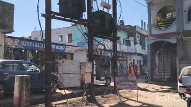 सिरोंज: नगर में जगह-जगह खुले पड़े विद्युत उपकरण, कलेक्टर ने अधिकारियों को व्यवस्था सुधारने के निर्देश दिए