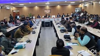 सासाराम: सासाराम के डीआरडीए सभागार में रोहतास जिला पदाधिकारी और पुलिस अधीक्षक ने इंटरमीडिएट परीक्षा को लेकर किया ब्रीफ